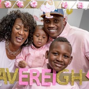 Meet your Posher, Leslie